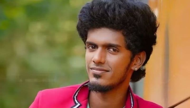 "சமூக பணிகளுக்காக தொடர்ந்து செயல்படுவேன்".. தனியார் கல்லூரி ஆண்டு விழா - நெகிழ்ச்சியடைய வைத்த நடிகர் பாலா!