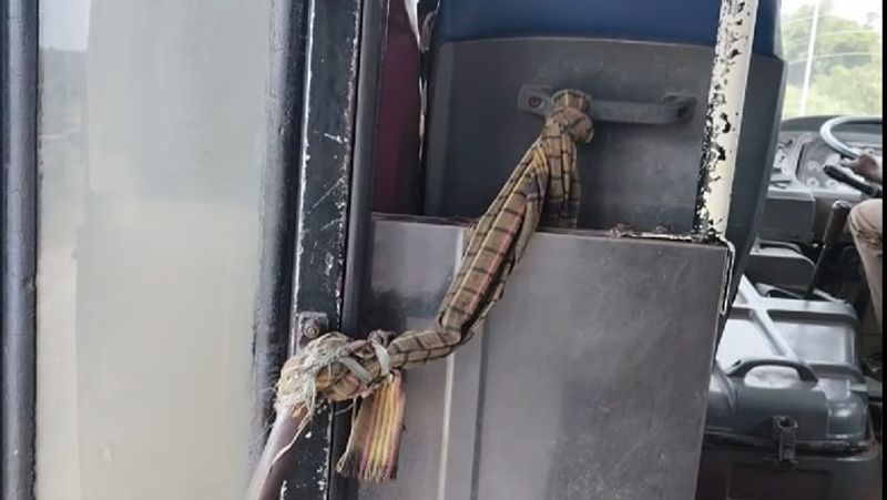 ஆபத்தான நிலையில் அரசு பேருந்துகள்: உயிரை கையில் பிடித்துக் கொண்டு பயணம் - முதல்வரின் சொந்த ஊரில் அவலம்!