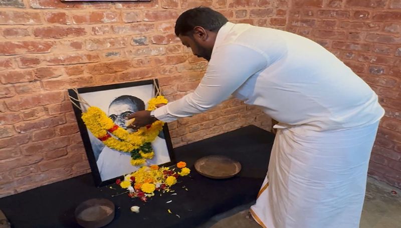 சாவர்க்கரின் பிறந்தநாள்.. பாஜக மாநில செயலாளர் எஸ்.ஜி.சூர்யா வெளியிடும் புதிய புத்தகம் - அவரே வெளியிட்ட வீடியோ!