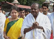 CM HDK and his  family performed special pooja at Sringeri
