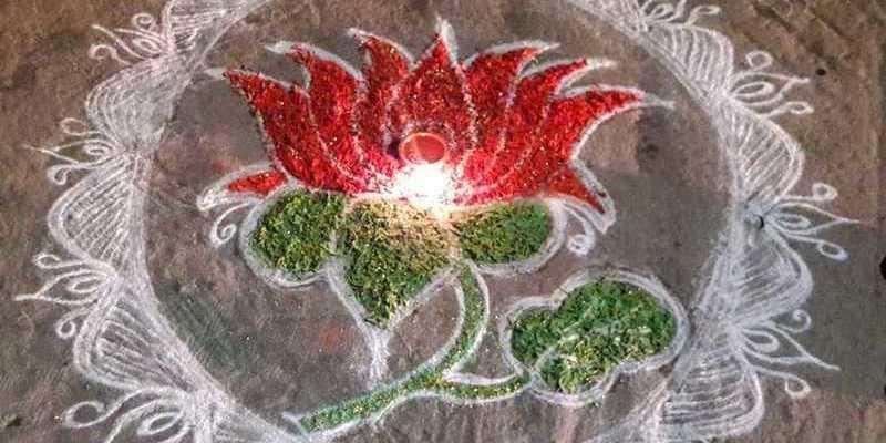 women-put-lotus-kolam_1200x630xt.jpg