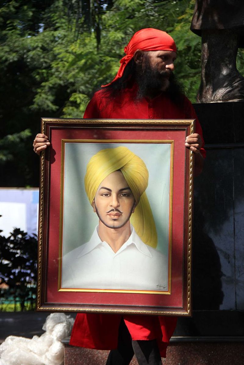 bhagat-singh-death-anniversary-5-things-you-must-know-about-the-martyr