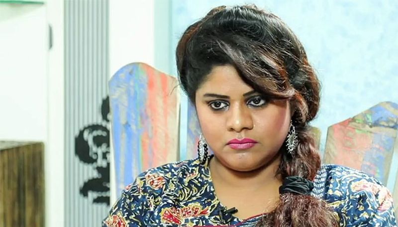 anchor swetha reddy sensational comments on bigg boss show