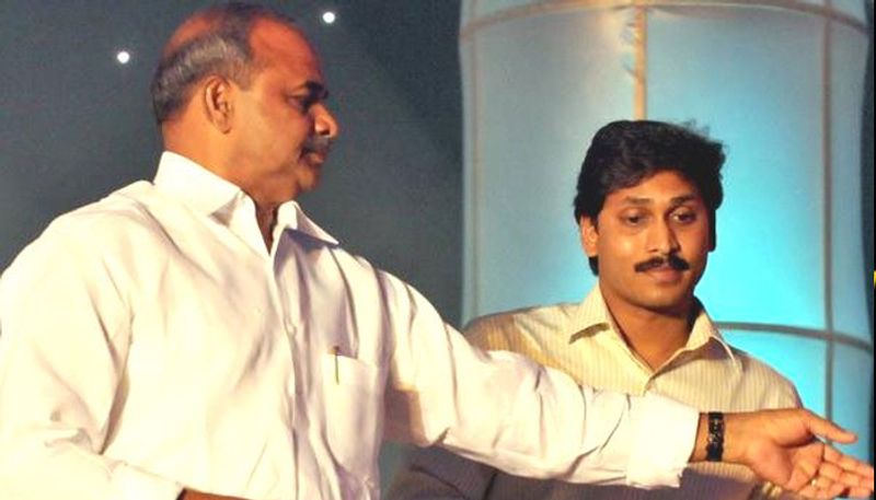 ap cm ys jagan attends teachers day celebrations in vijayawada
