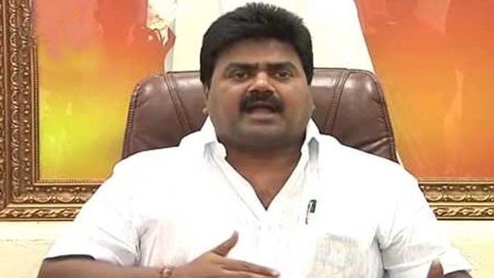 Ex tdp MLA kuna ravi kumar gets anticipatory bail