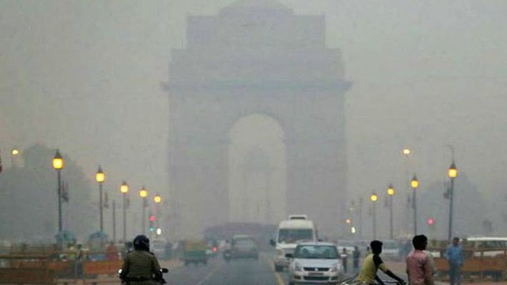 environment Pollution Authority declairs public health emergency as air pollution in delhi