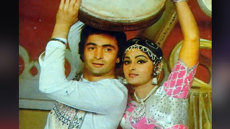 जया प्रदा का अपना कोई बच्चा नहीं हुआ। उन्होंने अपनी बहन के बेटे सिद्दू को गोद लिया। वे अपने गोद लिए बेटे के साथ ही रहती हैं। उन्होंने 1994 में तेलुगू देशम पार्टी से पॉलिटिक्स में कदम रखा।