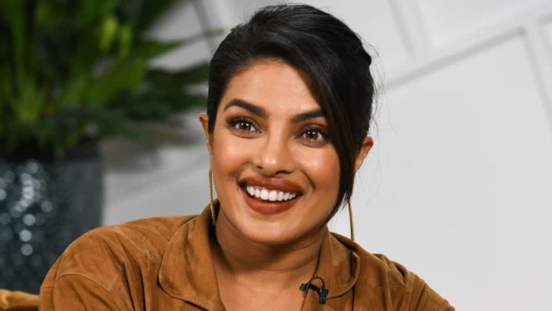 How it feels to meet Priyanka Chopra in real life, fans reveal true