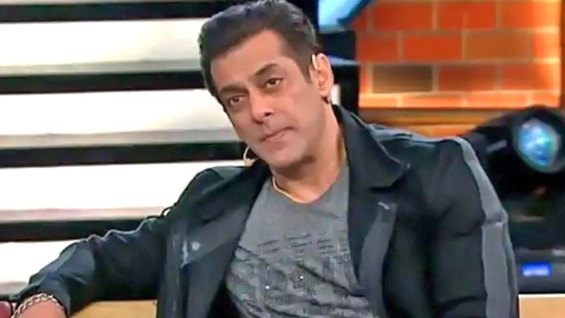 <p>बिग बॉस 14 के लिए अब तक कई लोगों को अप्रोच किया जा चुका है। इनमें 'हमारी बहू सिल्क' के एक्टर जैन खान के अलावा 'तुझसे है राब्ता' की एक्ट्रेस शगुन पांडे का नाम भी शामिल है। वहीं सुरभि ज्योति, शुभांगी अत्रे और चाहत खन्ना को भी ऑफर दिया गया था, लेकिन इन तीनों ने ही मना कर दिया है। </p>