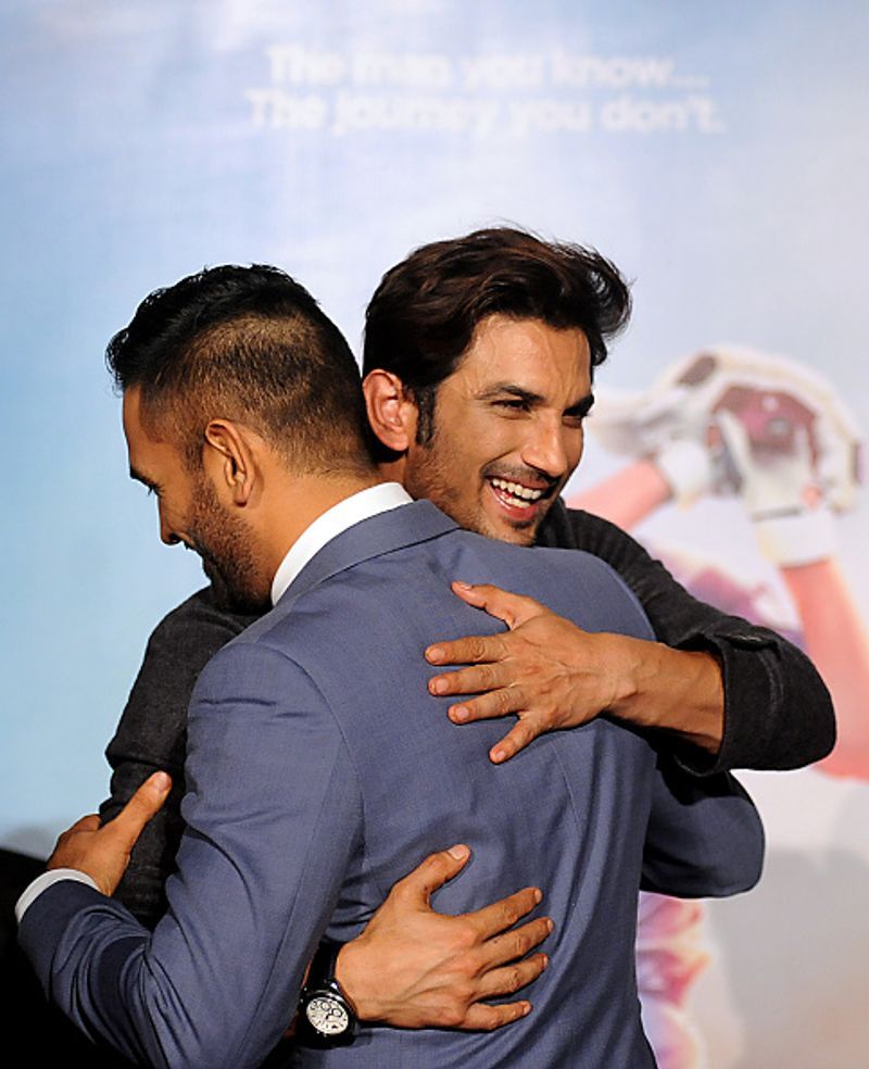 Photos When Sushant Singh Rajput Spent Memorable Moments With Ms Dhoni 7527