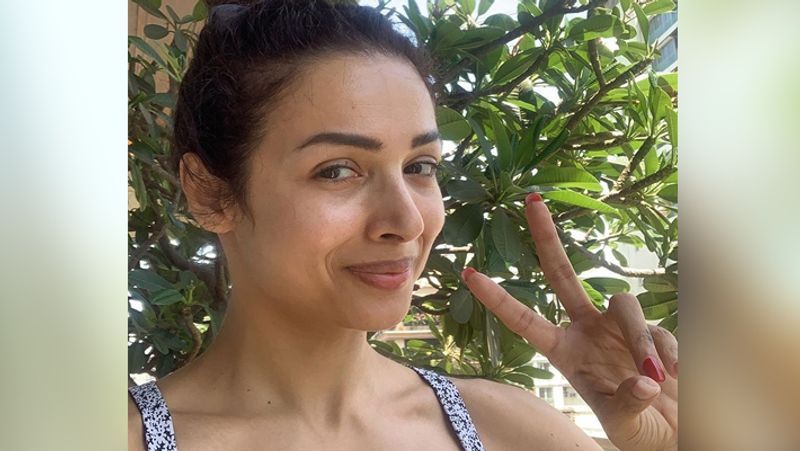 <p> Let us know that Malaika is in the news for a relationship with Arjun Kapoor.  Recently Malaika shared a photo saying - Wrinkles mean you have laughed, gray hair means you have cared and scar means you have lived. <br /> </p>
