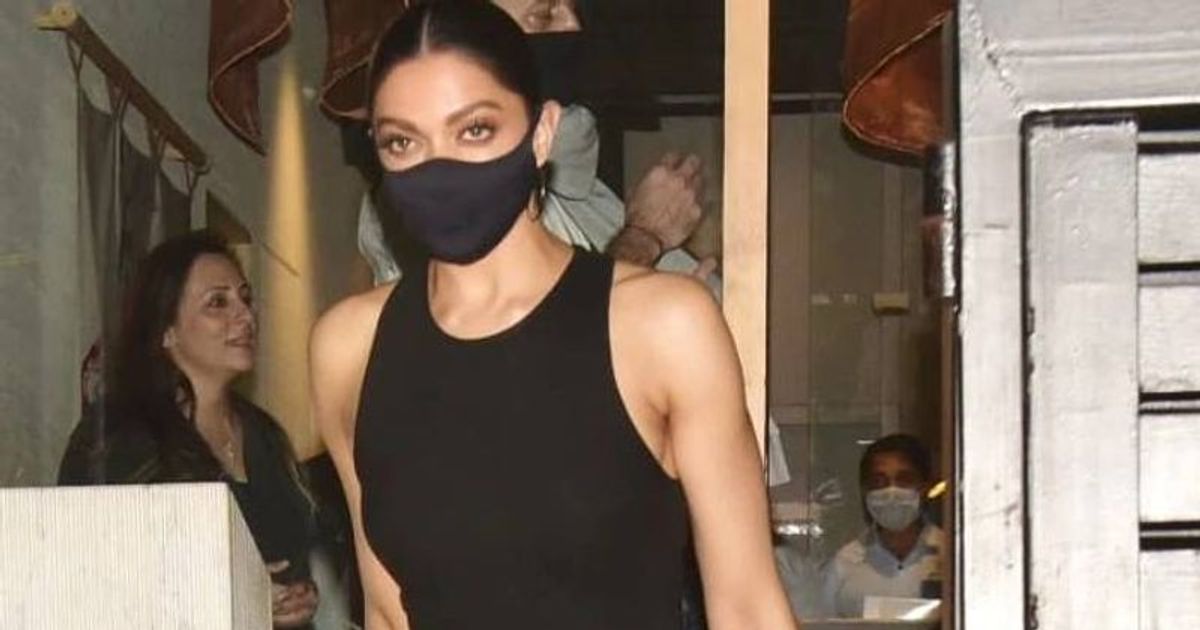 Deepika in beautiful black bodysuit;  Fans amazed at the price of the mask!