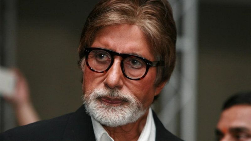 Amitabh Bachchan ने आंख सर्जरी के बाद फैन्स को कहा शुक्रिया, इस बात को लेकर  मांगी माफी भी | amitabh bachchan reveals reason behind surgery big b also  asks fans to excuse