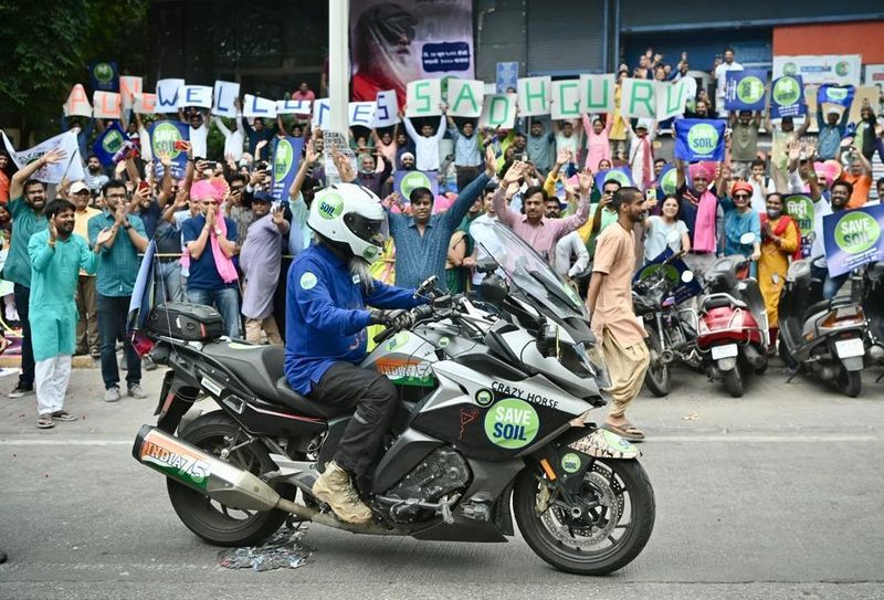 sadhguru