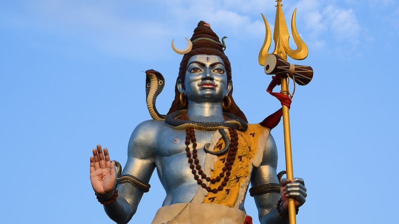 भगवान शिव की आरती (Shiv ji Ki aarti)