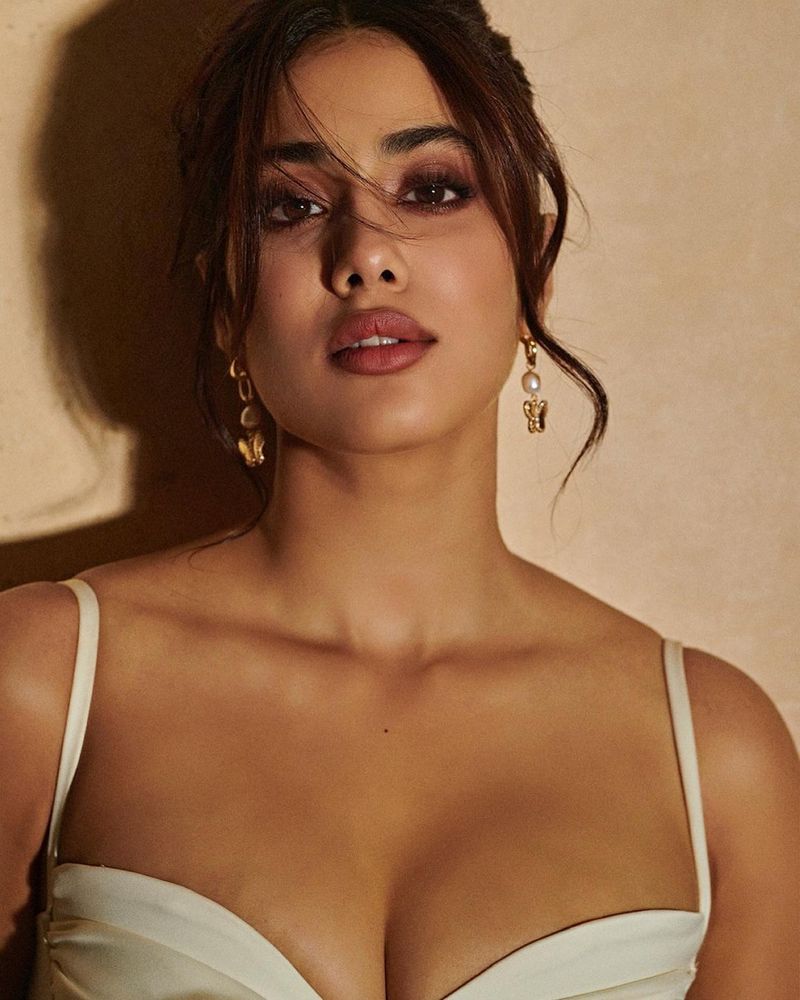 janhvi kapoor