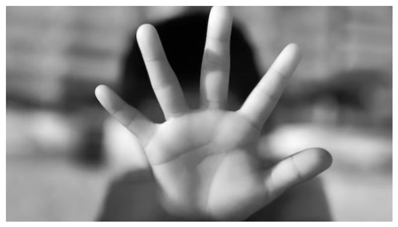 ಆಸ್ತಿಗಾಗಿ ದಾಯಾದಿಗಳ ಬಡಿದಾಟ, ಮೊದಲನೇ ಹೆಂಡ್ತಿ ಮೇಲೆ ಪತಿ, ಎರಡನೇ ಹೆಂಡ್ತಿ ಮಕ್ಕಳಿಂದ ಹಲ್ಲೆ!