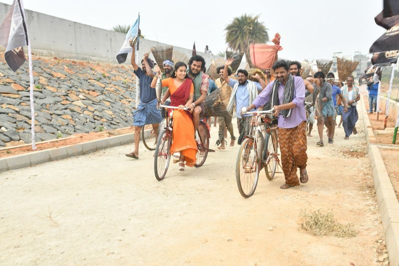 ಎರಡನೇ ವಾರವೂ ಭರ್ಜರಿ ಪ್ರದರ್ಶನದಲ್ಲಿ ಕೆರೆಬೇಟೆ: ಸಿನಿಮಾ ನೋಡಿದ ನಟ ನೆನಪಿರಲಿ ಪ್ರೇಮ್!