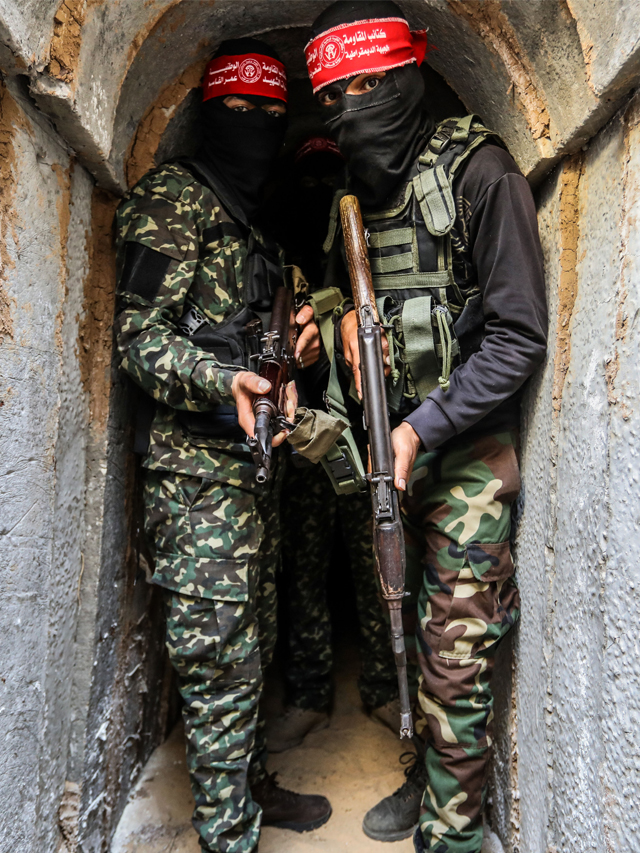 ಜಮ್ಮು-ಕಾಶ್ಮೀರದ ದೋಡಾದಲ್ಲಿ ಉಗ್ರರ ಅಟ್ಟಹಾಸ! ಹುತಾತ್ಮ ಯೋಧರಿಗೆ ರಾಜನಾಥ್ ಸಿಂಗ್ ಶ್ರದ್ದಾಂಜಲಿ..!