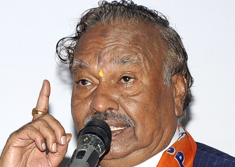 Eshwarappa on BSY: ನನ್ನ ಮಗನಿಗೆ ಬಿಎಸ್‌ವೈ ಯಾಕೆ ಟಿಕೆಟ್ ಕೊಡಿಸಲಿಲ್ಲ, ನನಗೆ ಮೋಸ ಮಾಡಿದ್ದಾರೆ: ಕೆ.ಎಸ್ ಈಶ್ವರಪ್ಪ 