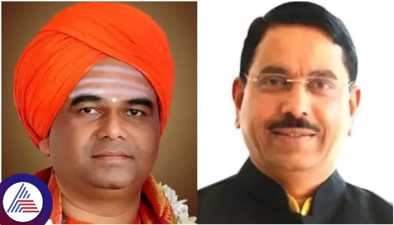 ಕೇಂದ್ರ ಸಚಿವರ ವಿರುದ್ಧ ಕಾಂಗ್ರೆಸ್ ಪ್ಲ್ಯಾನ್ ಚೇಂಜ್!? ಲೋಕ ಸಮರಕ್ಕೆ ದಿಂಗಾಲೇಶ್ವರ ಶ್ರೀ ಎಂಟ್ರಿ! ಏನಿದು ಬಿಗ್ ಟ್ವಿಸ್ಟ್? 