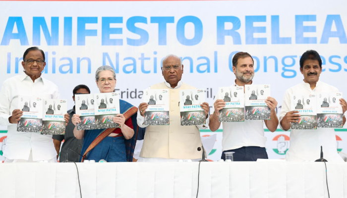 Congress Manifesto: ಕರ್ನಾಟಕ, ತೆಲಂಗಾಣ ಮಾದರಿಯಲ್ಲೇ..ದೇಶಕ್ಕೂ ಪ್ರಣಾಳಿಕೆ: ಯುವ ಜನತೆಗೆ 5,000 ಕೋಟಿ ರೂ. ಸ್ಟಾರ್ಟಪ್ ಫಂಡ್!