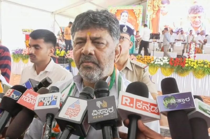 ಕುಮಾರಸ್ವಾಮಿ V/S ಡಿಕೆಶಿ ಮಧ್ಯೆ ನಿಲ್ಲದ ಮಾತಿನ ಸಮರ! ನನ್ನ ಜಮೀನಿನ ಬಂಡೆ ಒಡೆದು ಬದುಕಿದ್ದೇನೆಂದ ಡಿಸಿಎಂ!