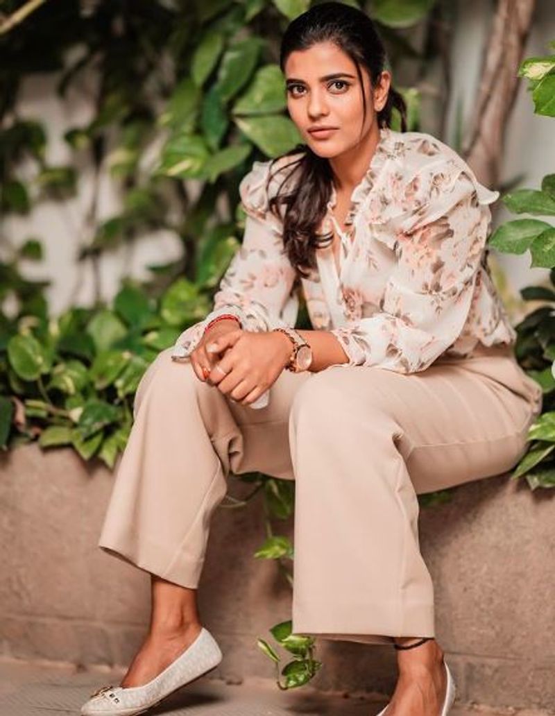 Aishwarya Rajesh: ಪದ್ಮಾವತಿ ರಮ್ಯಾ ಜಾಗಕ್ಕೆ ಬಂದ್ಲು ತಮಿಳು ಬ್ಯೂಟಿ! ಗಬ್ರು ಸತ್ಯ ಡಾಲಿಗೆ 'ದುರ್ಗಿ'ಯಾದ ಐಶ್ವರ್ಯ ರಾಜೇಶ್!