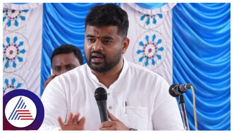 'ಪ್ರಜ್ವಲ್ ಪ್ರಕರಣದಲ್ಲಿ ಕುಟುಂಬವನ್ನು ಏಕೆ ಎಳೆಯುತ್ತೀರಾ? ದೇವೇಗೌಡರು,ನನ್ನ ಹೆಸರನ್ನು ಏಕೆ ಸೇರಿಸುತ್ತೀರಾ?'