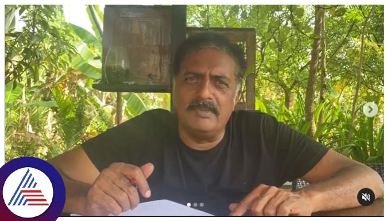 ಮಹಾತ್ಮ ಗಾಂಧಿ ಬಿಟ್ಟರೆ ನಾನೇ ಫಾದರ್ ಆಫ್ ದಿ ನೇಷನ್: ದರ್ಶನ್ ಬಗ್ಗೆ ತುಟಿ ಬಿಚ್ಚದ ಪ್ರಕಾಶ್ ರಾಜ್!