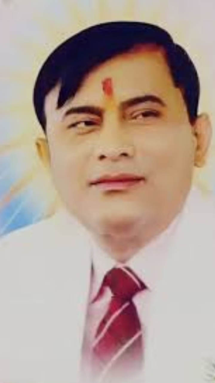 ಎಲ್ಲರಂಥಲ್ಲ ಈ ಪವಾಡ ಪುರುಷ ಭೋಲೇಬಾಬಾ! ಪೊಲೀಸ್ ಆಗಿದ್ದ ವ್ಯಕ್ತಿ ಭೋಲೇ ಬಾಬಾ ಆಗಿದ್ದೇ ರೋಚಕ!