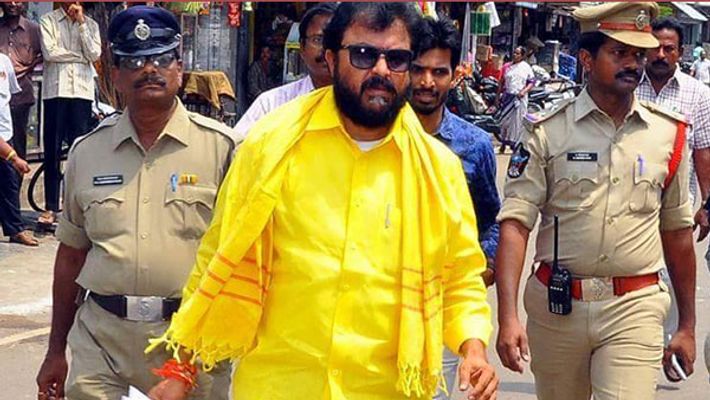 ex mla tdp leader chintamaneni prabhakar remand extend to october 9