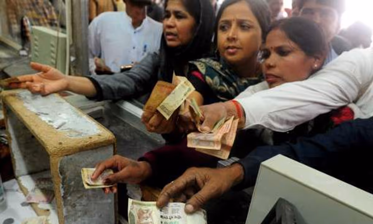 Ticket Booking Tips: अब आधे दाम में बुक करें फ्लाइट टिकट, बस याद रखें ये 6 सिक्रेट ट्रिक्स!