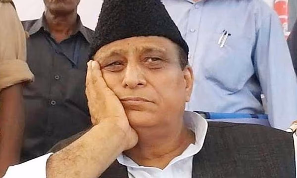 जानिए क्यों आजम खां ने अपने बेटे के बनाए फर्जी कागजात !