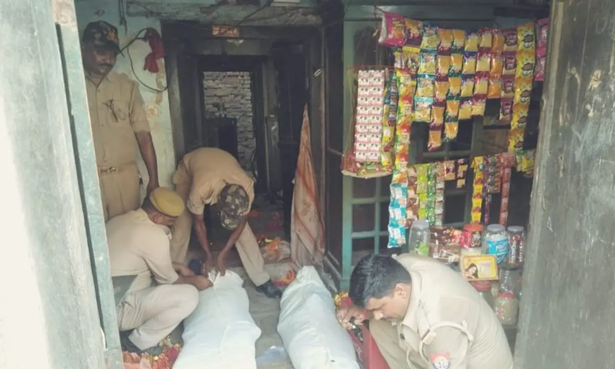 महिला और उसके प्रेमी की हत्या