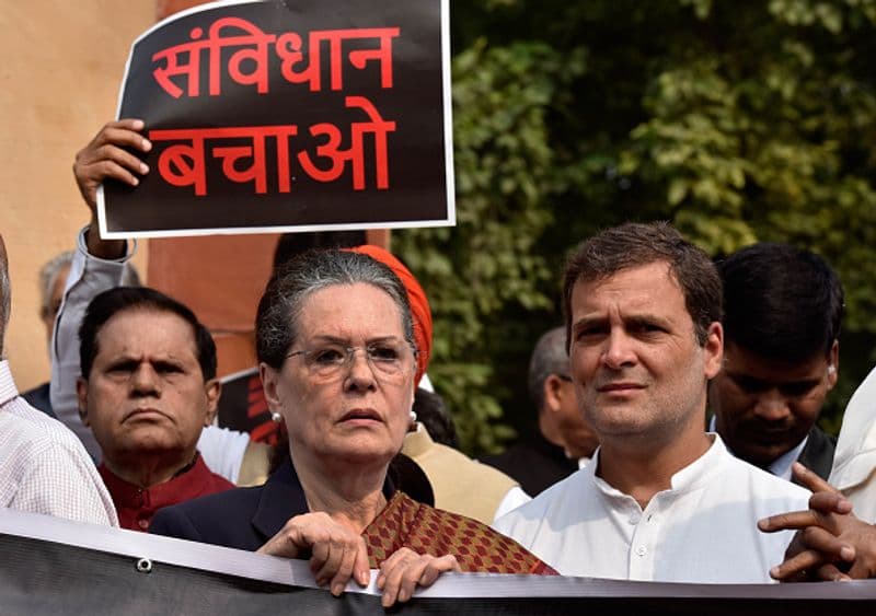चुनाव विधानसभा चुनाव: 15 साल किया दिल्ली में राज, लेकिन 'ध्रुवीकरण' के मैदान में बाहर है कांग्रेस