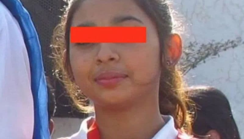 14 yr old Pakistan Christian minor flees with family after Lahore HC asks her to return to her abductor
