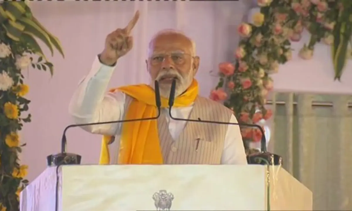 BIHAR News: पीएम मोदी ने नीतिश संग मंच किया साझा, तेजस्वी पर बोला हमला, परिवारवादियों पर कह दी ये बड़ी बात