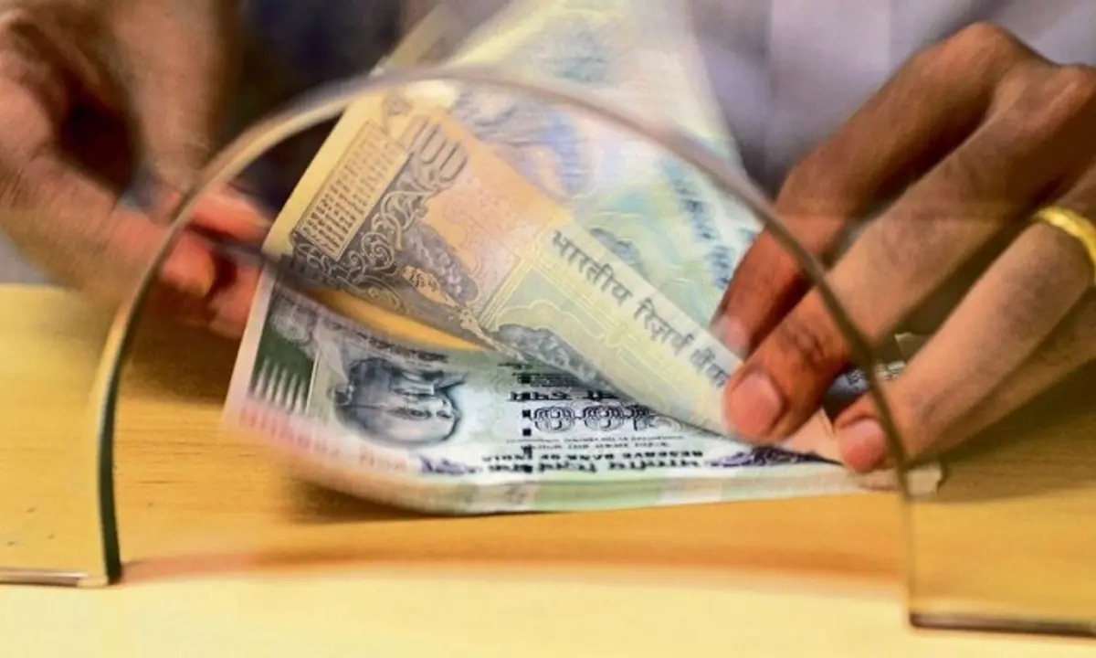 New Tax Regime: 72% लोग इस नए नियम से बचा रहे हैं TAX, क्या आप इन 3 बड़े फायदे को जानते हैं?