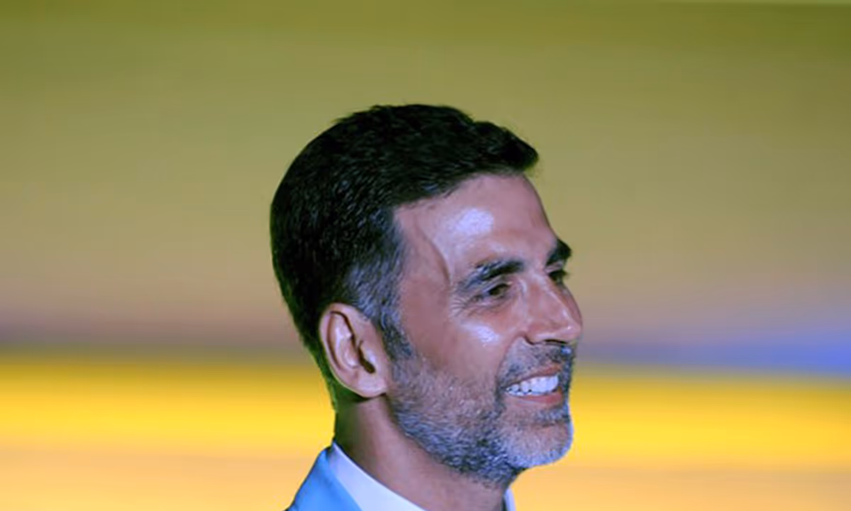 Akshay Kumar appears before SIT in desecration, police firing cases