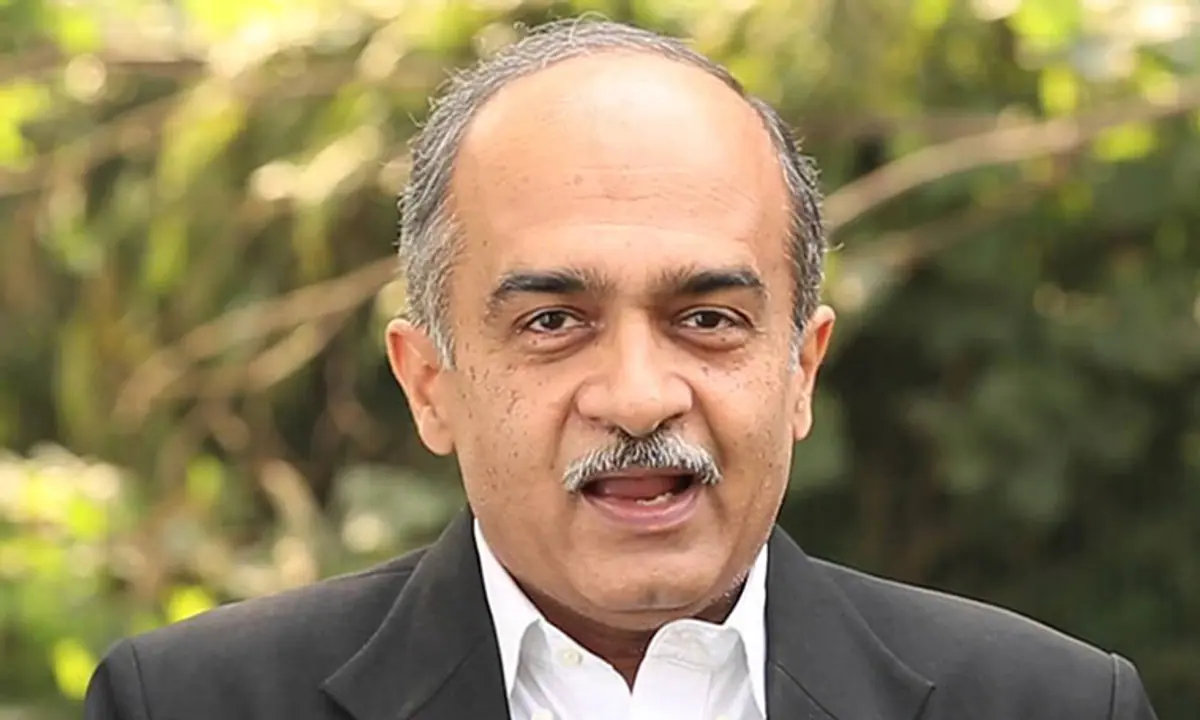 SC slaps Prashant Bhushan with Re 1 fine in contempt case; 3 year law practice ban, 3 month jail if defaulted