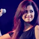 Shreya Ghoshal honors Indian Soldiers with emotional performance in Mumbai [WATCH]