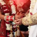 अनोखी शादी: घोड़ी से उतार कर दूल्हे की पिटाई, अस्पताल बना मंडप, ये शौक बनी बवाल-ए-जान
