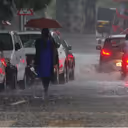 Kerala: IMD Warns of Heavy Rain for 5 Days, Orange Alert in Seven Districts