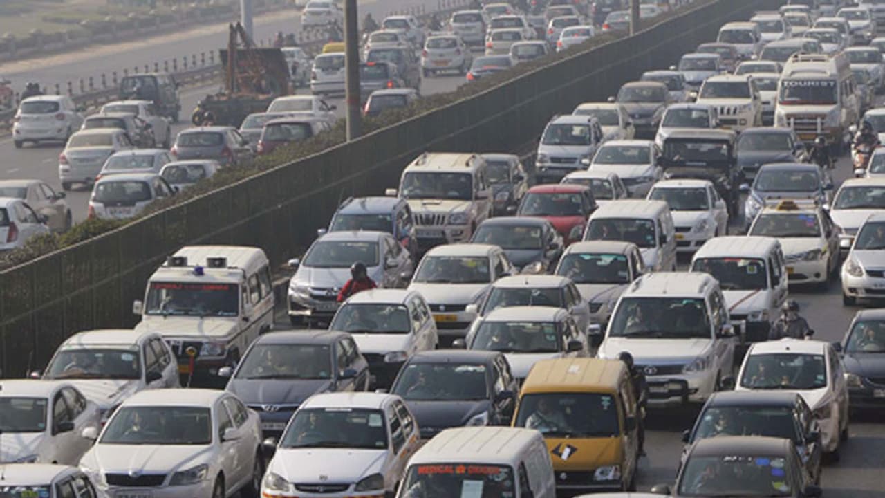 delhi traffic delhi traffic