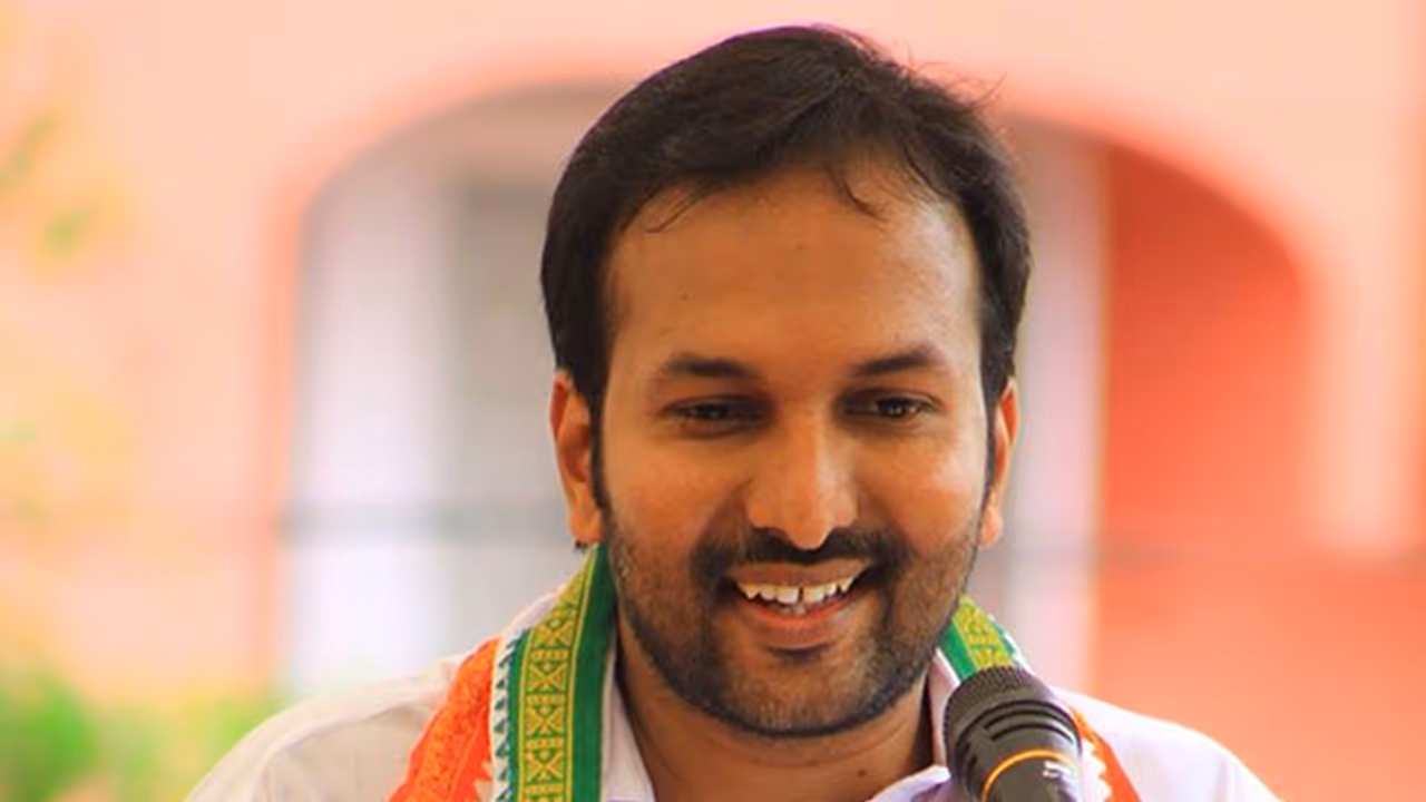 PC vishnunadh PC vishnunadh