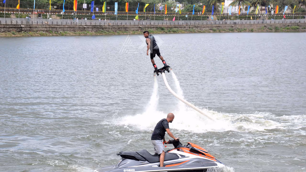 ಸ್ಯಾಂಕಿ ಕೆರೆಯಲ್ಲಿ ಬೆಂಗಳೂರು ಹಬ್ಬದ ಸಂಭ್ರಮ ಸ್ಯಾಂಕಿ ಕೆರೆಯಲ್ಲಿ ಬೆಂಗಳೂರು ಹಬ್ಬದ ಸಂಭ್ರಮ