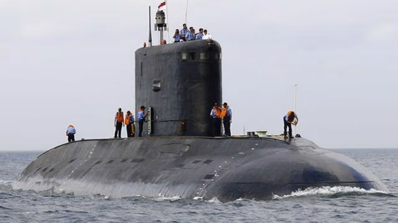 sub marine sub marine