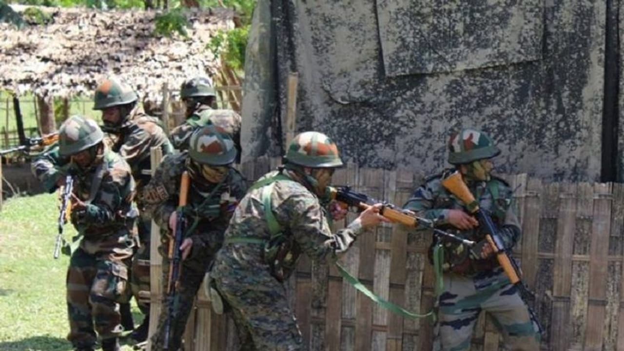 Exchange of firing underway between terrorists and security forces at Chadoora area of Budgam district Exchange of firing underway between terrorists and security forces at Chadoora area of Budgam district