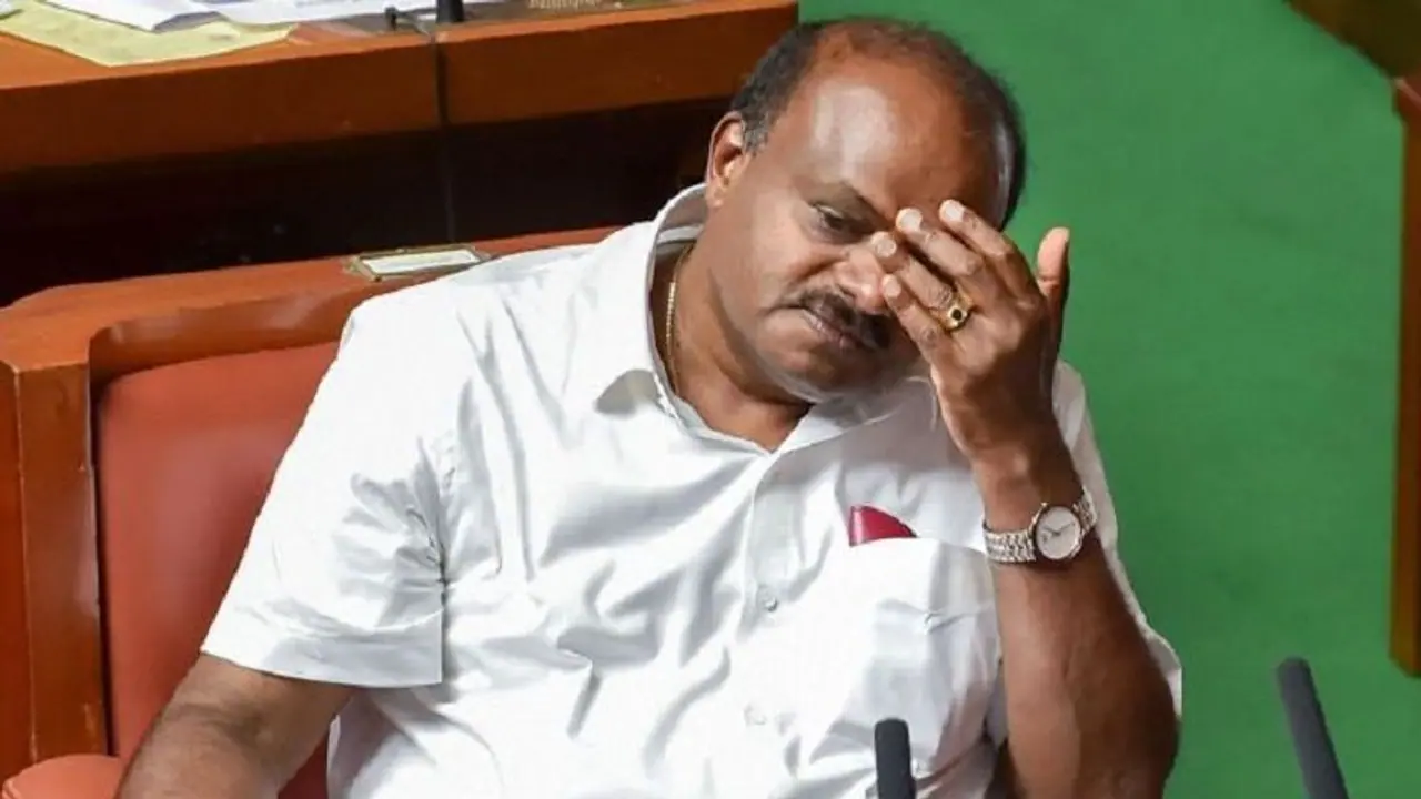 HD kumarswamy ignoring governor order to trustvote in assembly